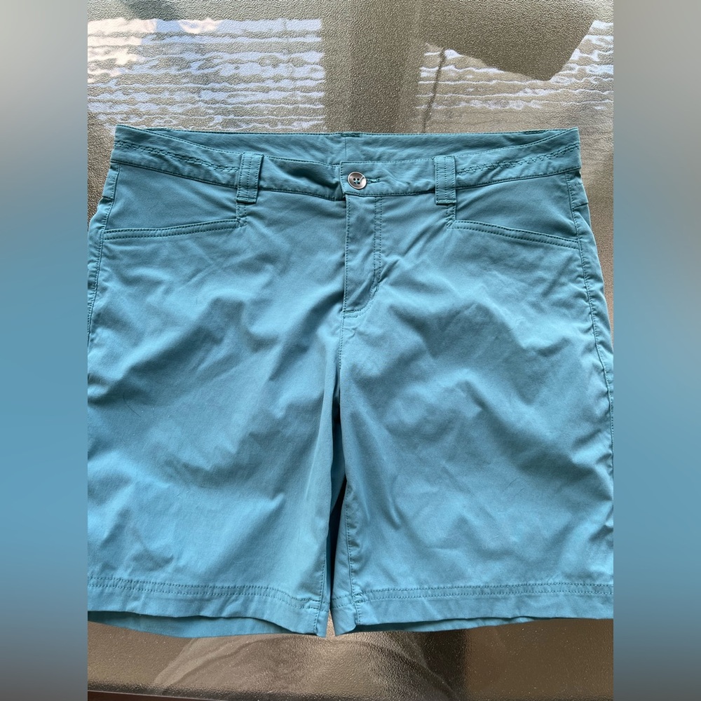 Eddie Bauer women’s shorts size 12